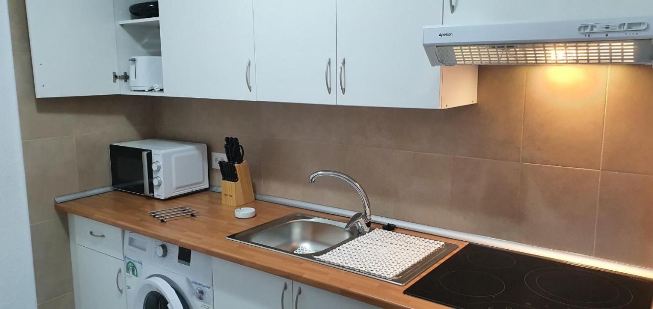 Los Cristianos Beach Apartments Екстериор снимка
